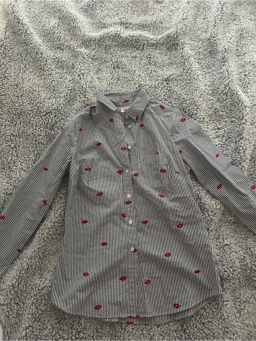 J.Crew Classic Fit Striped Embroidered Kiss Button Down Size Extra Small
